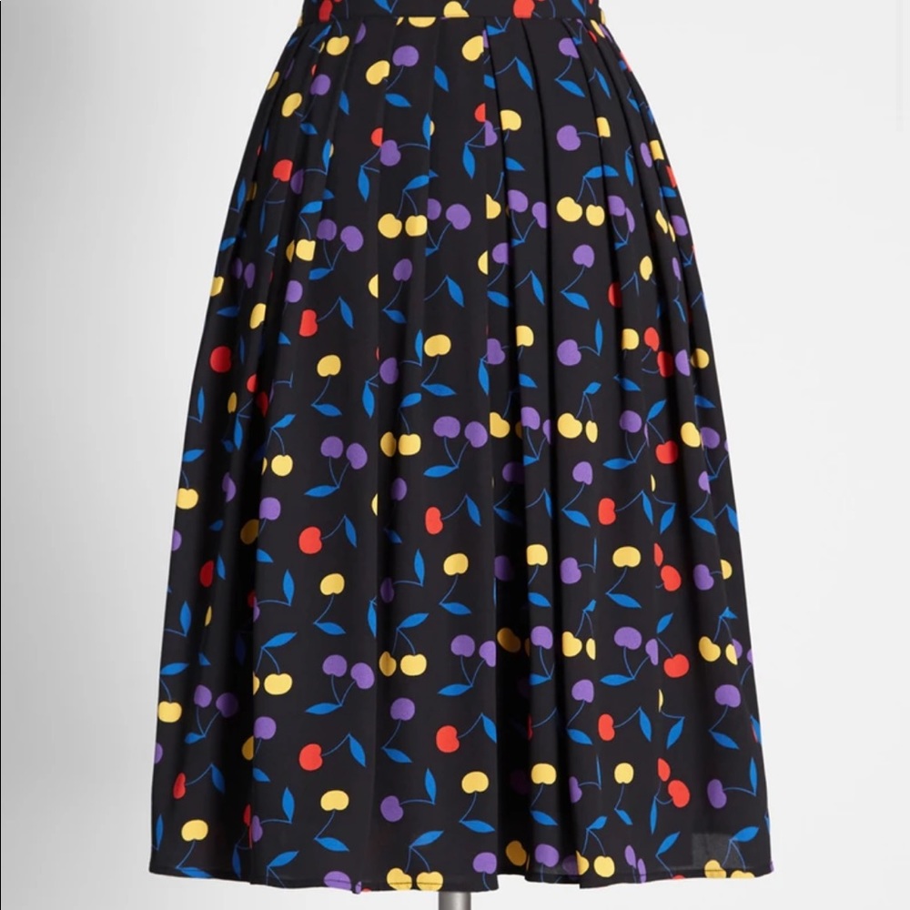 ISO ModCloth imagine the possibilities skirt 24